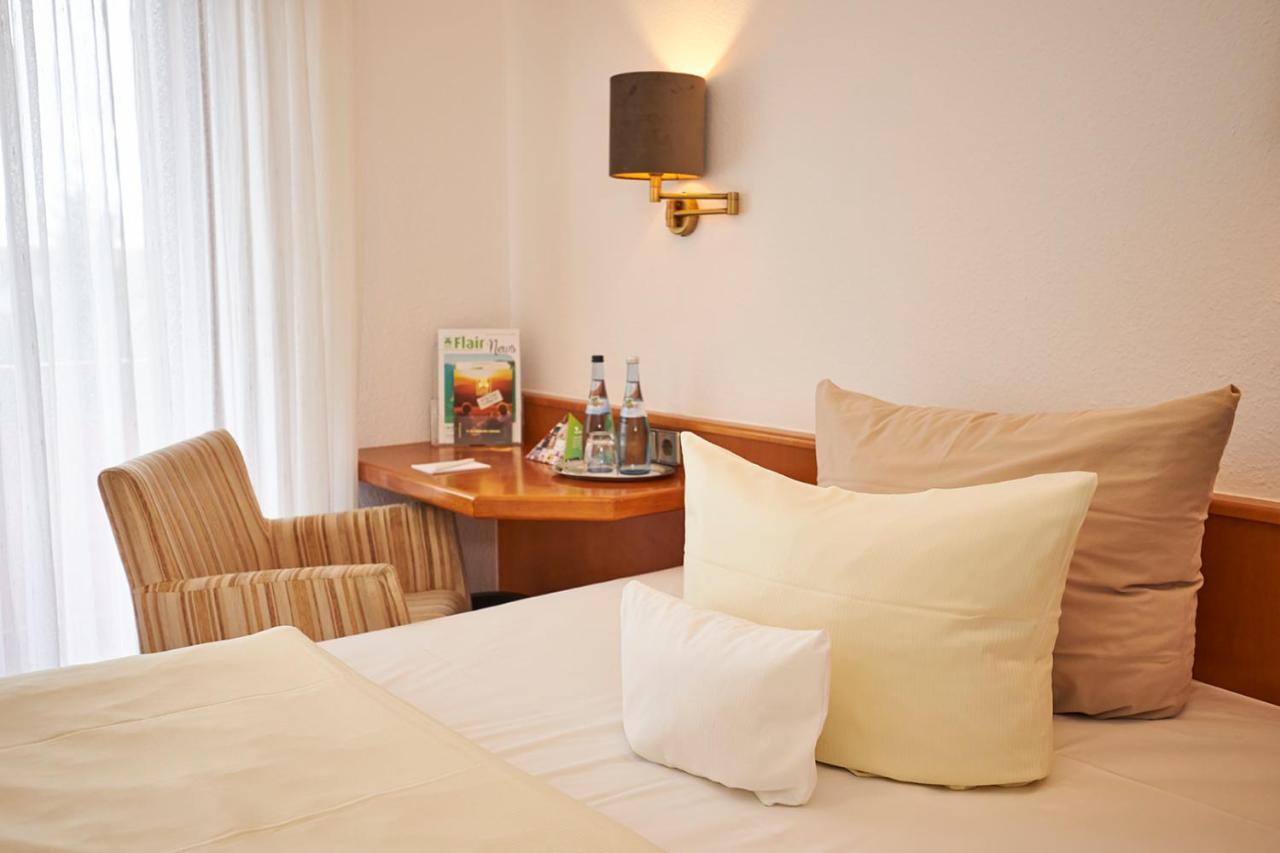 Erck- Flair Hotel & Restaurant Бад Шьонборн Екстериор снимка